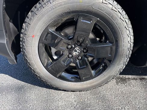 New 2026 Honda Ridgeline Black Edition image 12