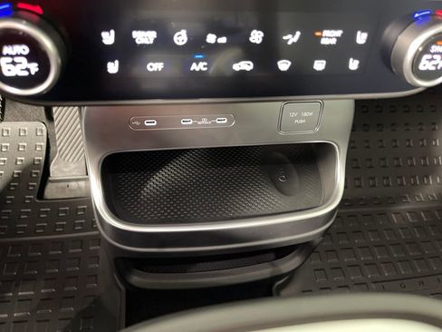 New 2026 Hyundai Ioniq 9 SEL image 28