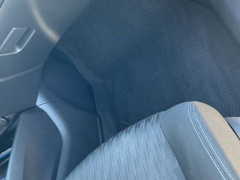 Used 2019 Nissan Rogue SV image 22