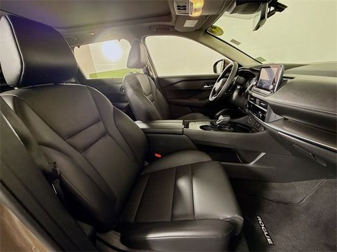 Certified 2024 Nissan Rogue SV w/ SV Premium Package image 25