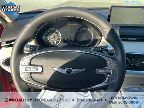 Used 2025 Genesis GV70 2.5T image 6