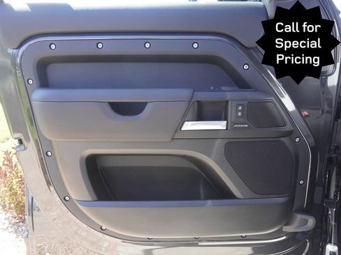 New 2025 Land Rover Defender 130 S image 17