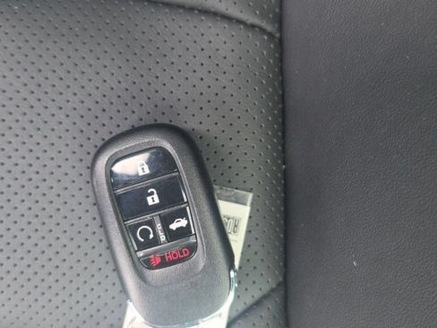 Used 2025 Honda Accord Sport image 33