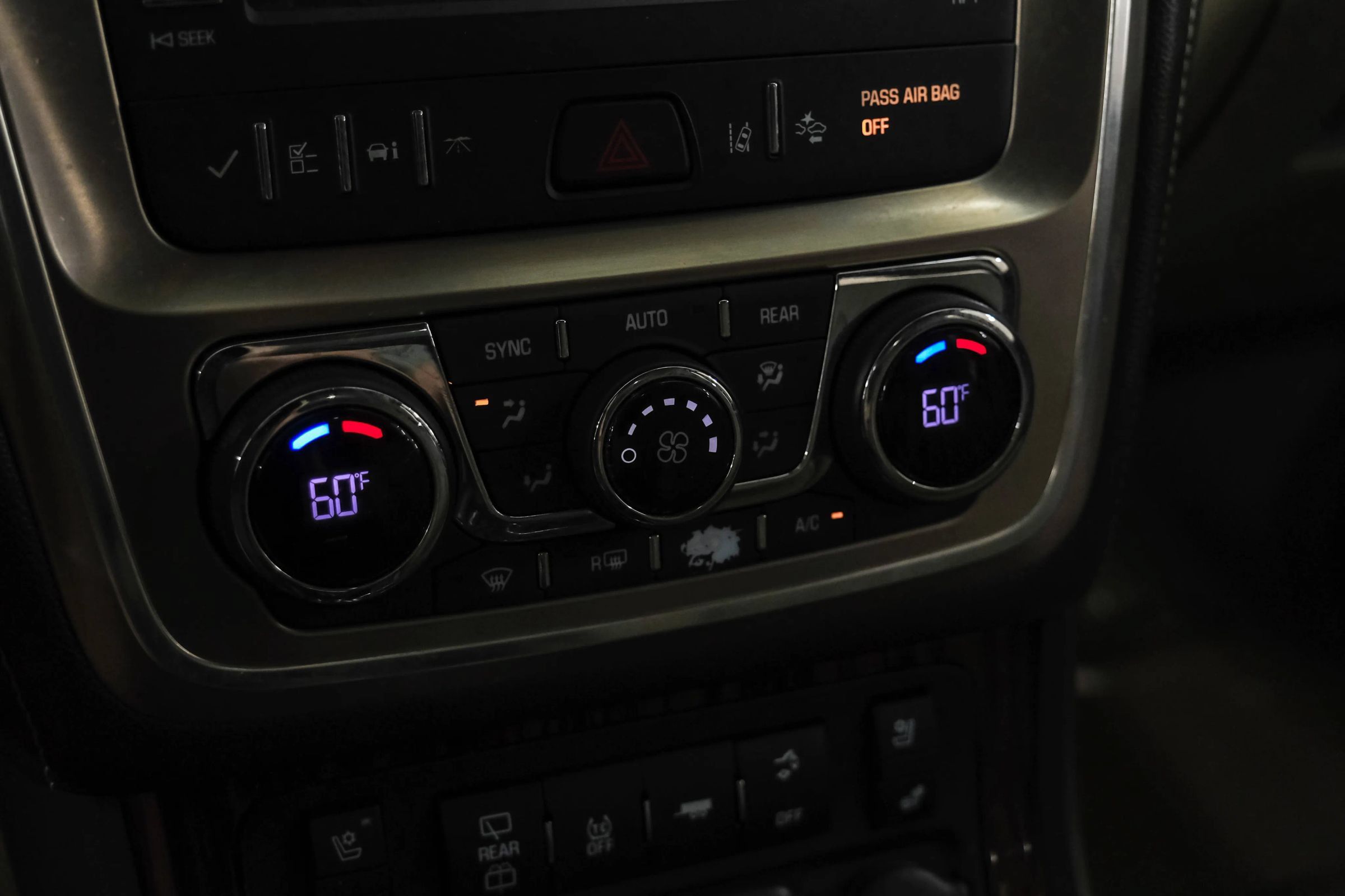 Used 2015 GMC Acadia Denali FWD image 23