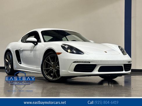 Used 2019 Porsche 718 Cayman RWD image 1