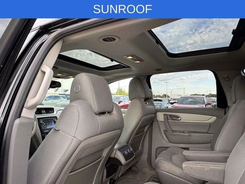 Certified 2017 Chevrolet Traverse LT w/ Style and Technology Package image 15