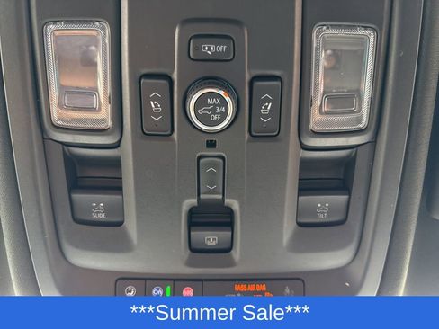 Used 2023 GMC Yukon XL Denali image 31