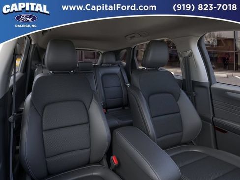 New 2025 Ford Escape SE FWD image 10
