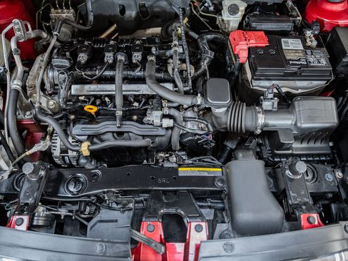 Used 2019 Nissan Kicks SV image 15