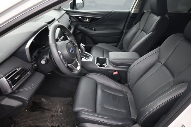 Used 2025 Subaru Outback Touring XT AWD/4WD image 22