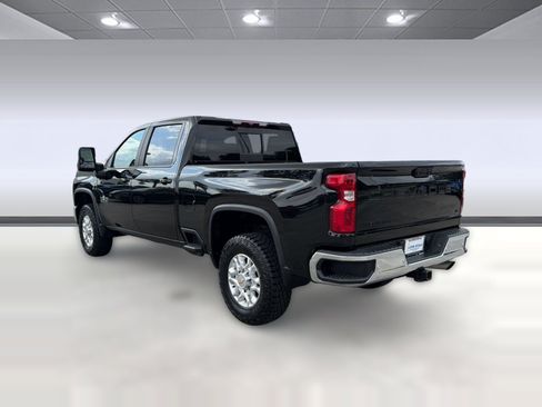 Certified 2024 Chevrolet Silverado 2500 LT w/ Texas Edition AWD/4WD image 3