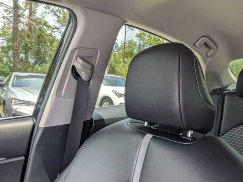 Used 2018 Toyota Camry SE w/ Convenience Package FWD image 31