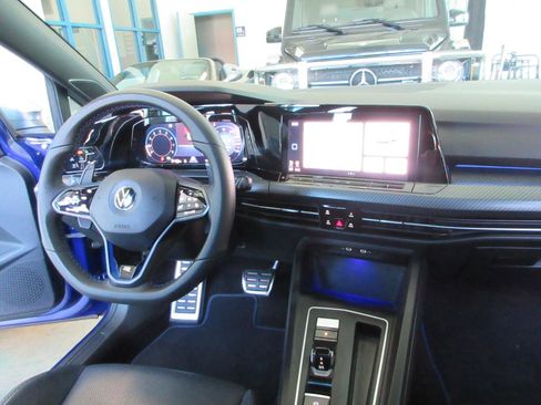 Used 2022 Volkswagen Golf R AWD/4WD image 49
