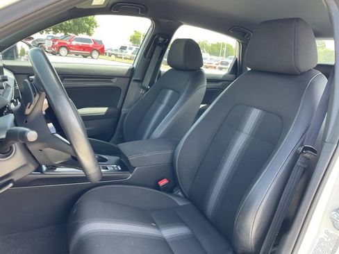 Certified 2025 Honda Civic Sport image 24