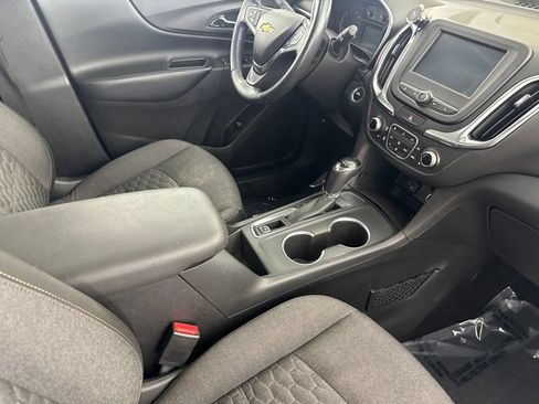 Used 2018 Chevrolet Equinox LT FWD image 23