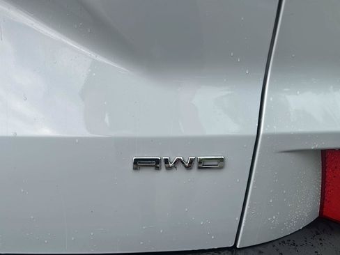 Used 2025 Ford Escape Active AWD/4WD image 12