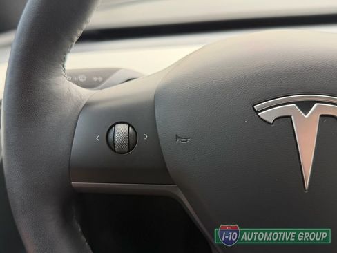 Used 2023 Tesla Model Y Performance AWD/4WD image 34