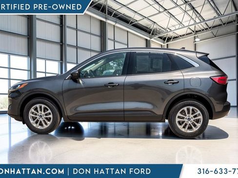 Used 2020 Ford Escape SE AWD/4WD image 2