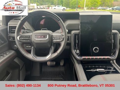 Certified 2025 GMC Yukon AT4 Ultimate AWD/4WD image 14