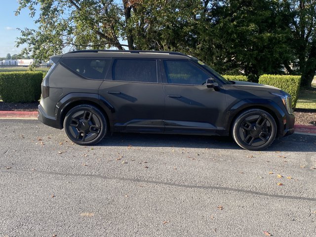 Used 2024 Kia EV9 GT-Line AWD/4WD image 2