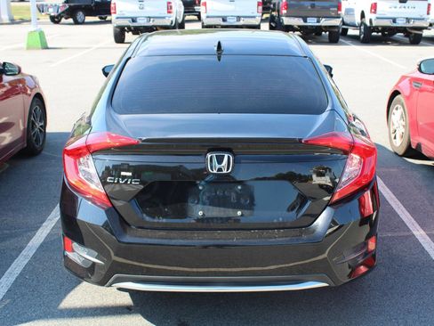 Used 2019 Honda Civic EX image 7