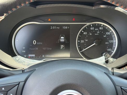 Used 2025 Nissan Versa SR FWD image 20