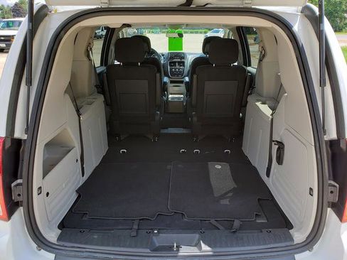 Used 2015 Dodge Grand Caravan SE w/ Quick Order Package 29E SE image 5