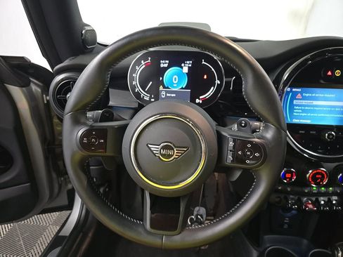 Used 2024 MINI Cooper S FWD image 12