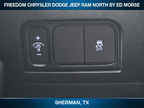 Used 2024 Kia Sorento LX image 16