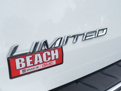 Used 2022 Ford Explorer Limited w/ Equipment Group 301A RWD image 44