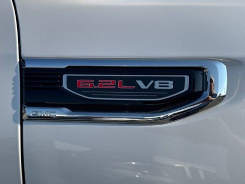 Used 2023 GMC Sierra 1500 SLT w/ SLT Premium Plus Package image 12