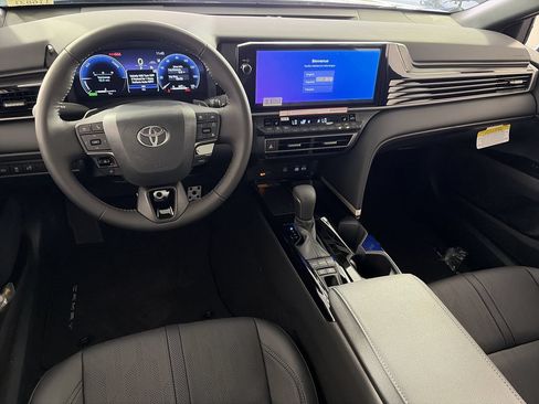 New 2026 Toyota Camry XSE FWD image 19