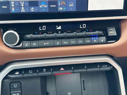 Used 2025 Toyota Tundra 1794 Edition image 35