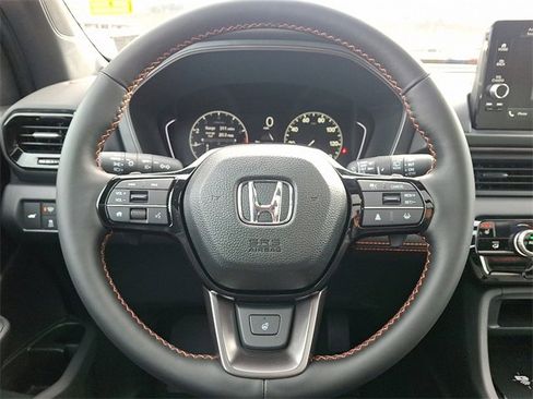 New 2025 Honda Pilot TrailSport image 16