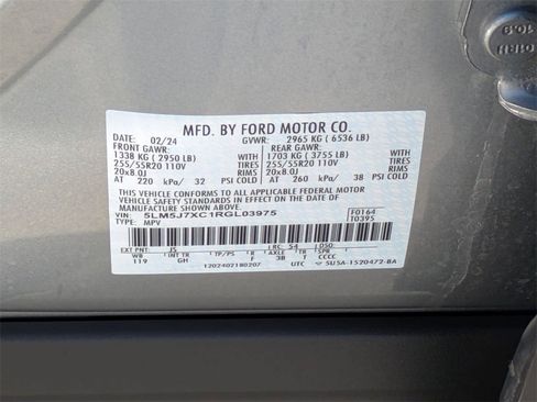 Used 2024 Lincoln Aviator Reserve image 38