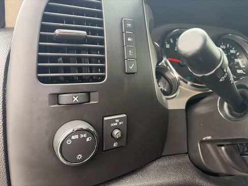 Used 2013 Chevrolet Silverado 1500 LT RWD image 37
