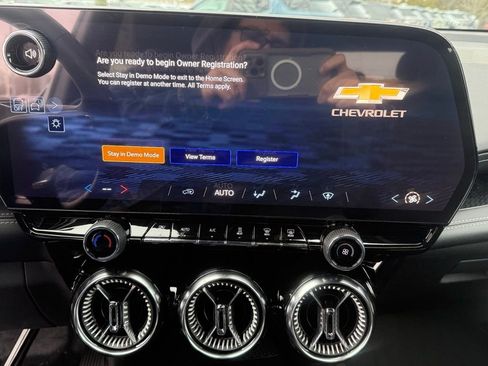 New 2026 Chevrolet Blazer EV LT w/ Midnight/Sport Edition AWD/4WD image 18