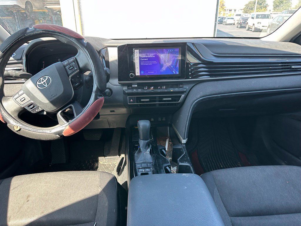Used 2025 Toyota Camry LE w/ Convenience Package FWD image 8