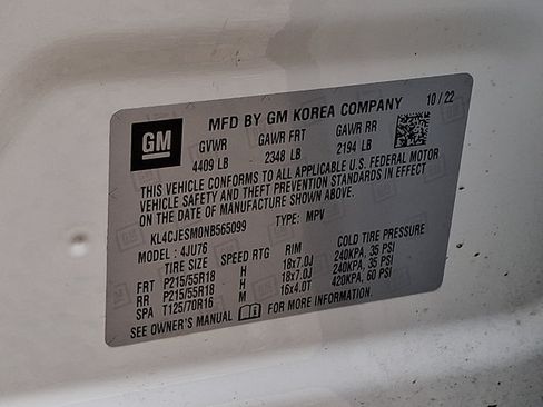 Used 2022 Buick Encore Preferred w/ Safety Package AWD/4WD image 26