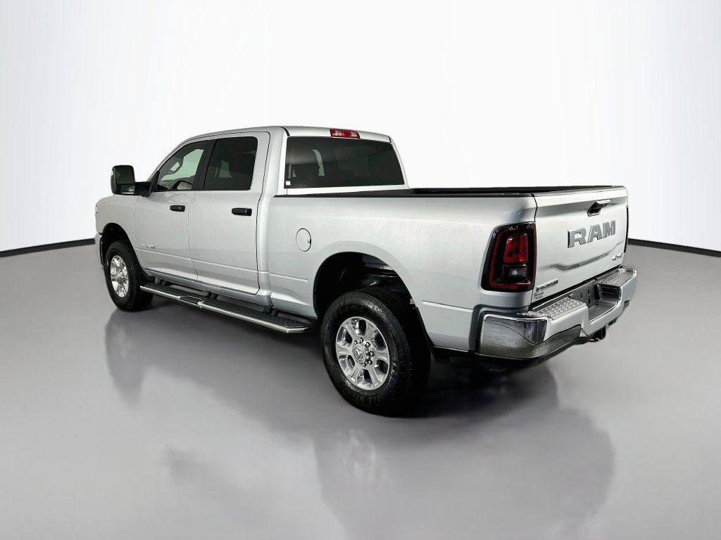 Used 2026 RAM 2500 Big Horn AWD/4WD image 5