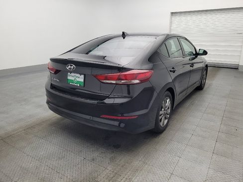Used 2017 Hyundai Elantra SE image 9