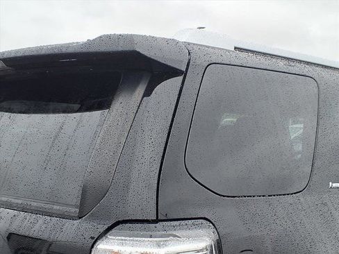 Used 2022 Toyota 4Runner Limited image 27