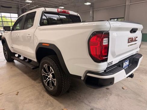 Used 2023 GMC Canyon AT4 w/ AT4 Premium Package AWD/4WD image 6