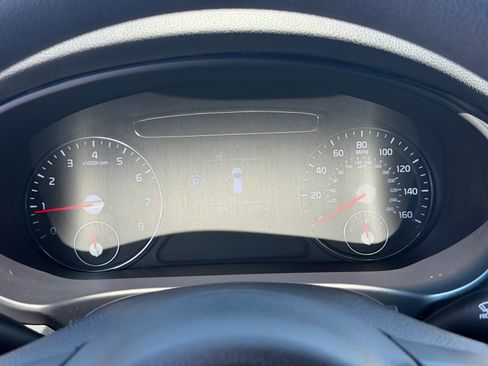 Used 2017 Kia Sorento FWD image 23