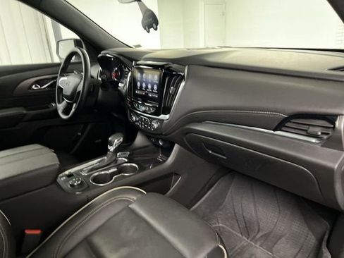 Certified 2023 Chevrolet Traverse Premier w/ Redline Edition image 30