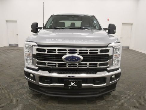 Used 2023 Ford F250 XLT image 11