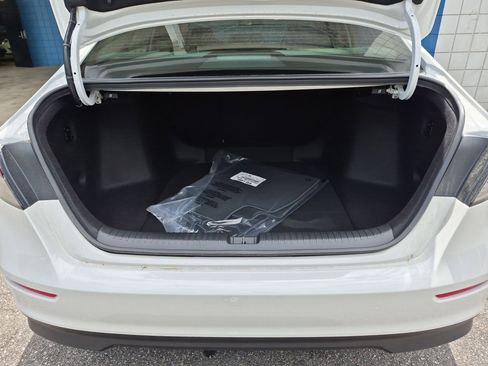 New 2026 Honda Accord SE image 32