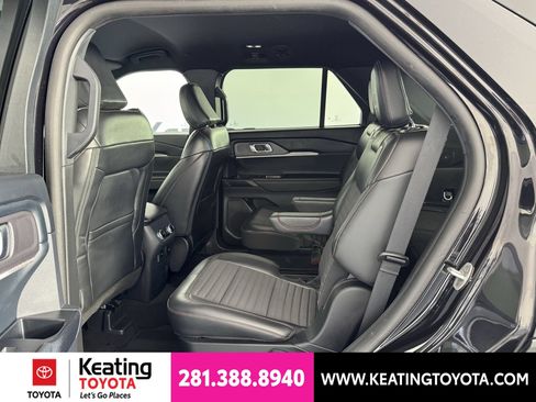Used 2025 Ford Explorer ST-Line AWD/4WD image 15