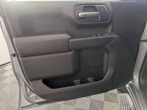 Used 2024 Chevrolet Silverado 1500 Custom image 10