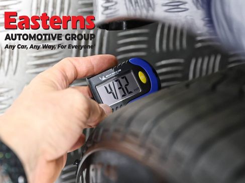 Used 2023 Tesla Model 3 Standard Range image 22